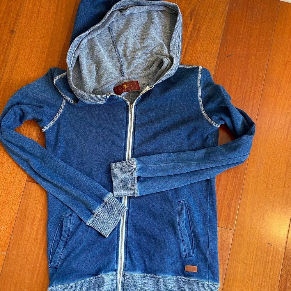 Boys zip up hoodie